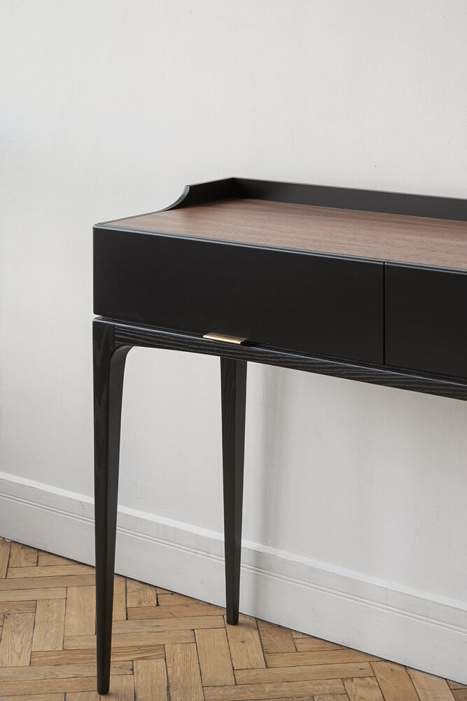 Консоль Tynd с бортиками