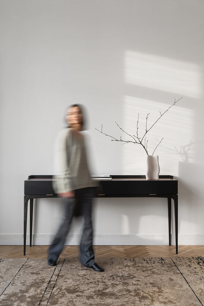 Консоль Tynd с бортиками