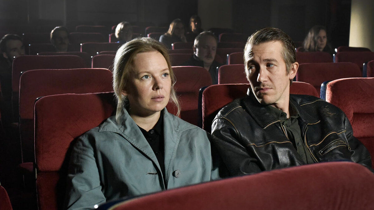 Кадр из фильма "Опавшие листья"