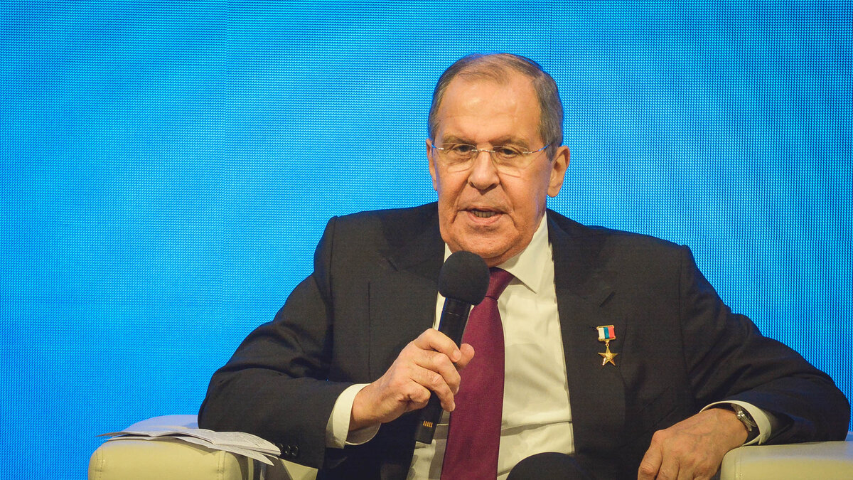     Министр в ответ заявил, что Брюссель хочет вмешаться в выборный процесс.