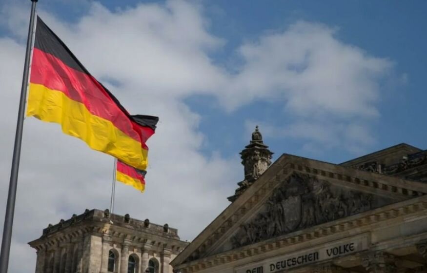    Россия пригрозила Германии денацификацией. Путин договаривается с Западом? Главное к вечеру