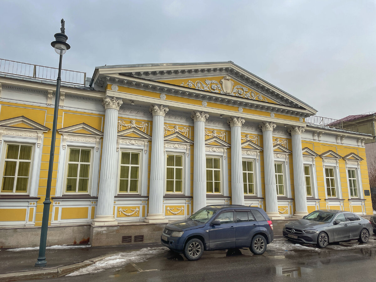 Прогулка по Спасопесковскому переулку. Интересные здания и сооружения |  Пешком по Москве | Дзен