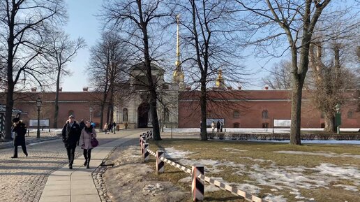 Петропавловская крепость и Невская панорама. Солнце в Питере