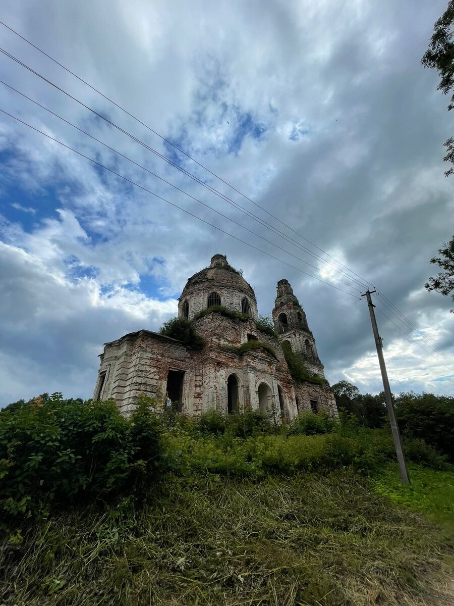 Фото из архива Полины Ивановой «Церковь Воскресения Христова» д.Ладино