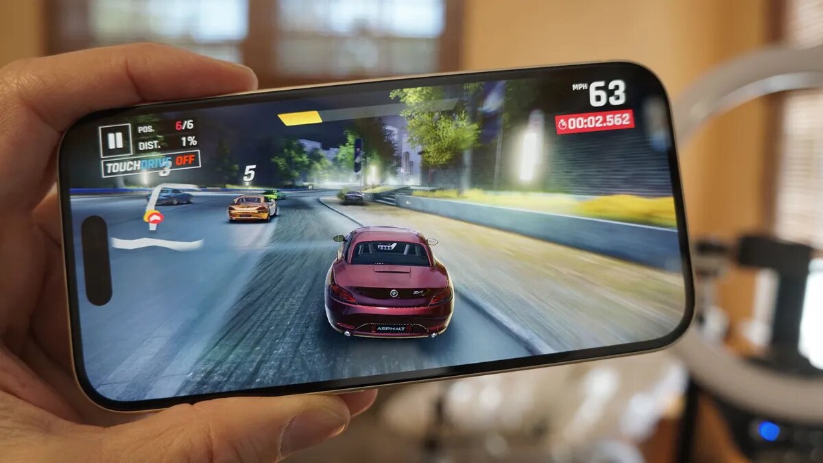Samsung s24 против iphone 15