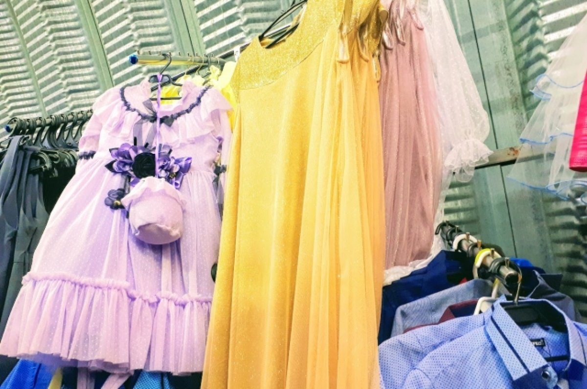    Тюменка продавала вещи для нуждающихся, чтобы сделать себе зубы