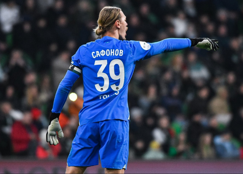 вон туда надо бить.