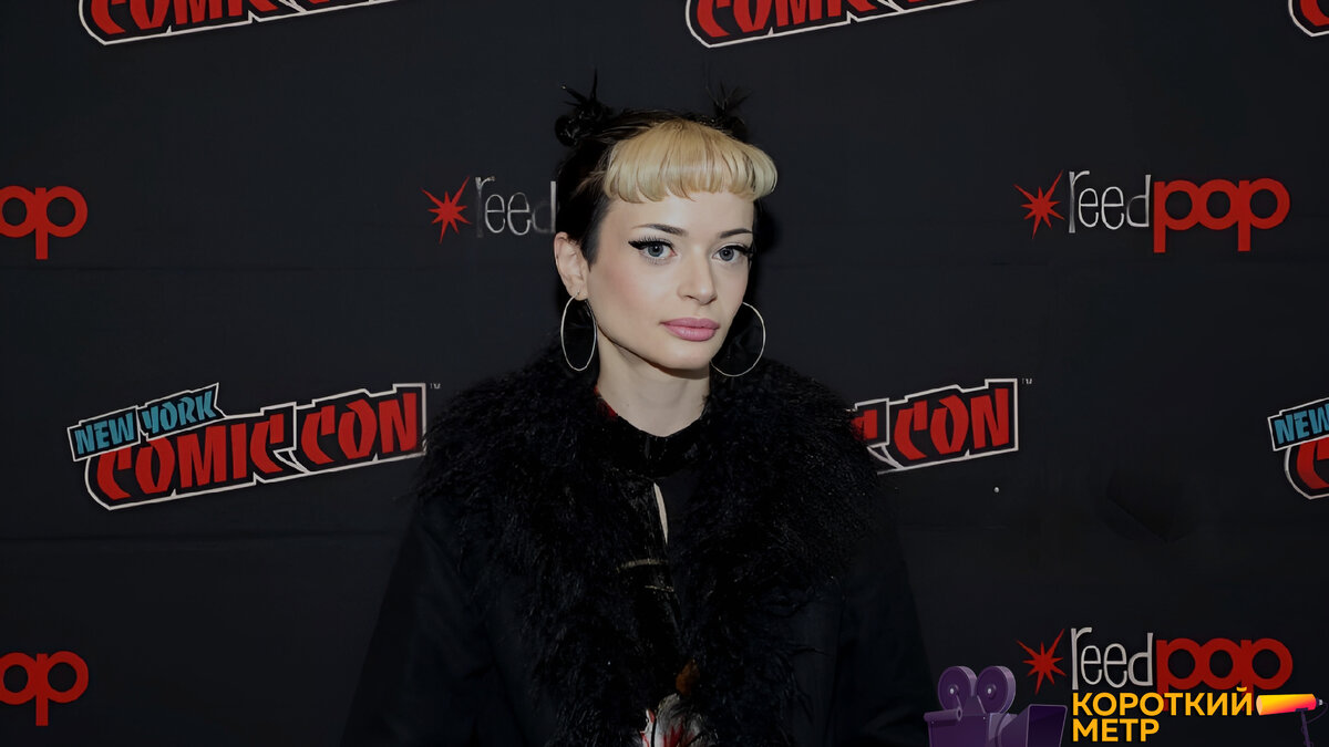 Рут Кодд в полуночном клубе Netflix на Нью-йоркском Comic Con | Короткий метр