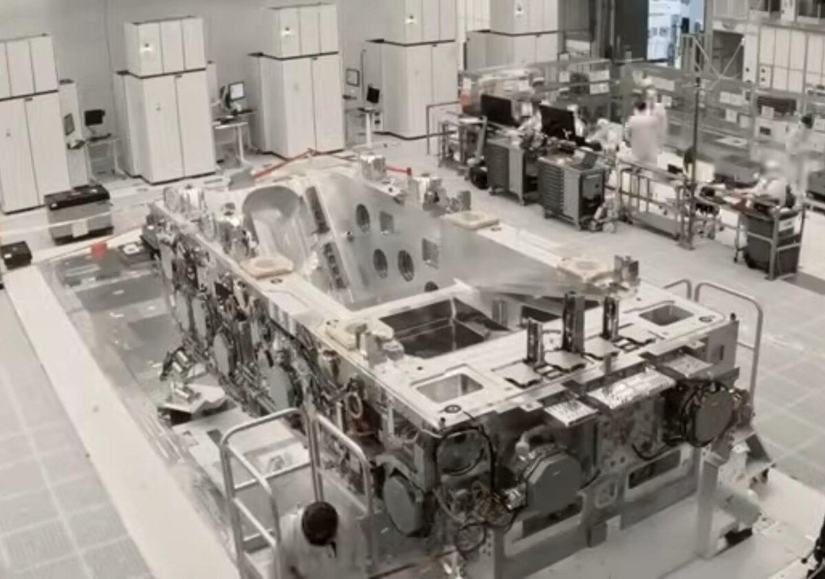 Intel опубликовала видео с распаковкой ASML Twinscan EXE:5000 High-NA EUV |  OVERCLOCKERS.RU | Дзен