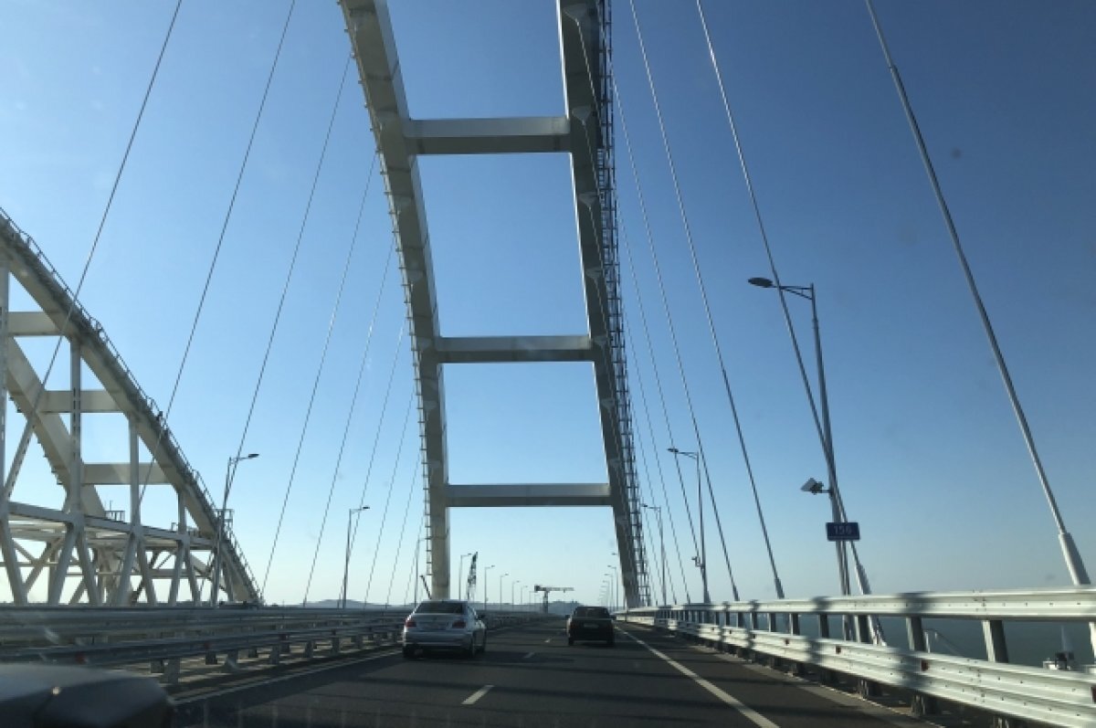    Движение автотранспорта по Крымскому мосту возобновлено