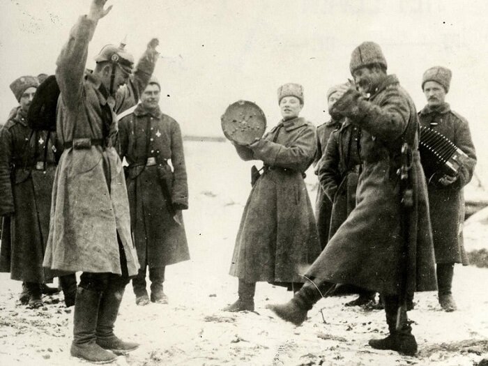 Братание русских и немецких солдат на Восточном фронте