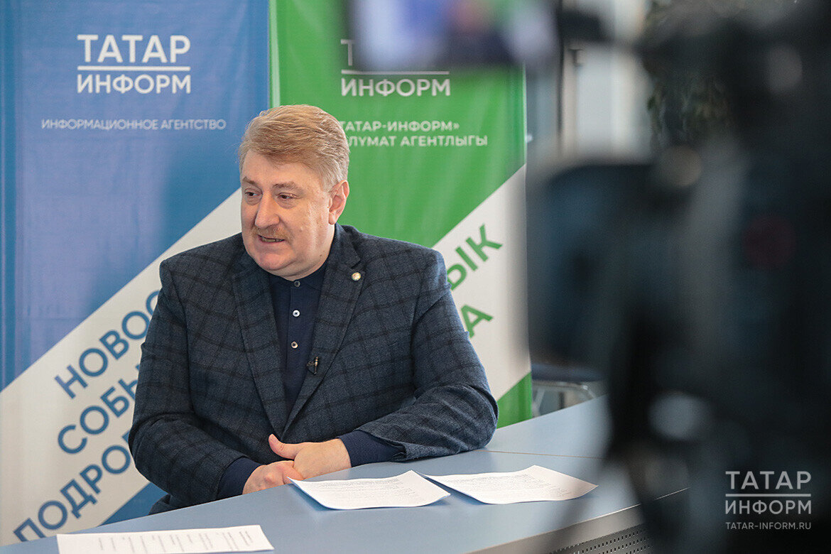 Андрей Кондратьев: «В условиях, когда на нашу страну идет глобальное давление, остаться равнодушным просто невозможно». Фото: © Рамиль Гали / «Татар-информ»