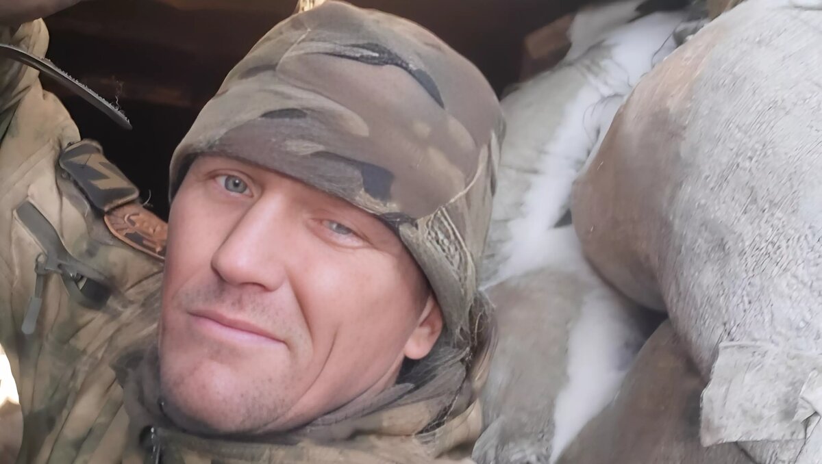 Герои марвел супермен. Черная лагуна и закрытая школа гномик. Кларк кент марвел. Описание героя из сказки. Хочу остаться сумасшедшей цитаты.