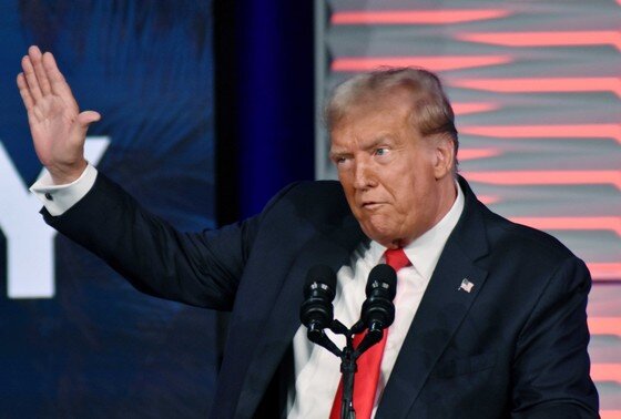   Дональд Трамп