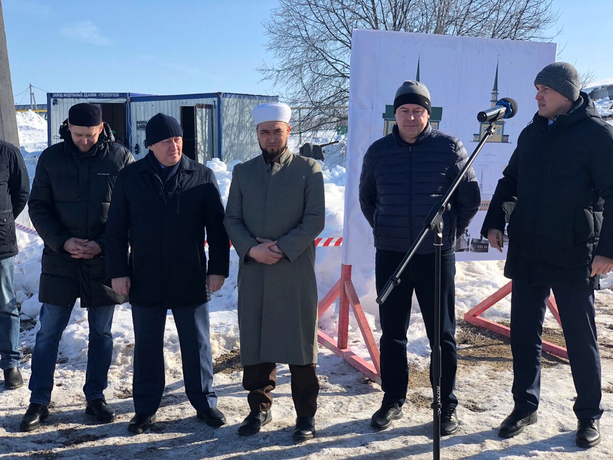 В селе Айбаш продолжается реставрация мечети, у которой рухнул минарет |  Биектау ТВ | Дзен