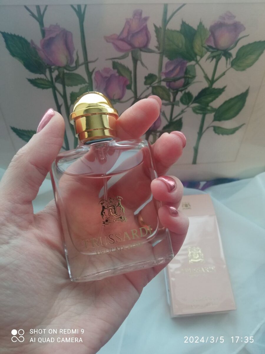 Trussardi Delicate Rose Труссарди Деликат Роуз туалетная вода