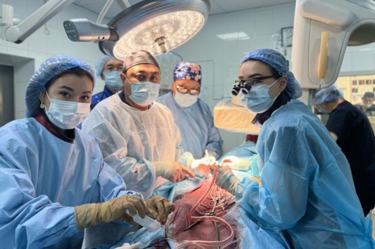    Операцию на сердце проводит Тимур Ибрагимов.