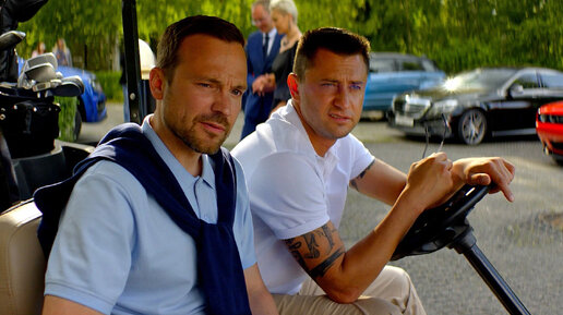 Счастливая женщина. Счастливая девушка. Юю ютуб. Счастливая девушка солнце. Счастливые люди на природе.