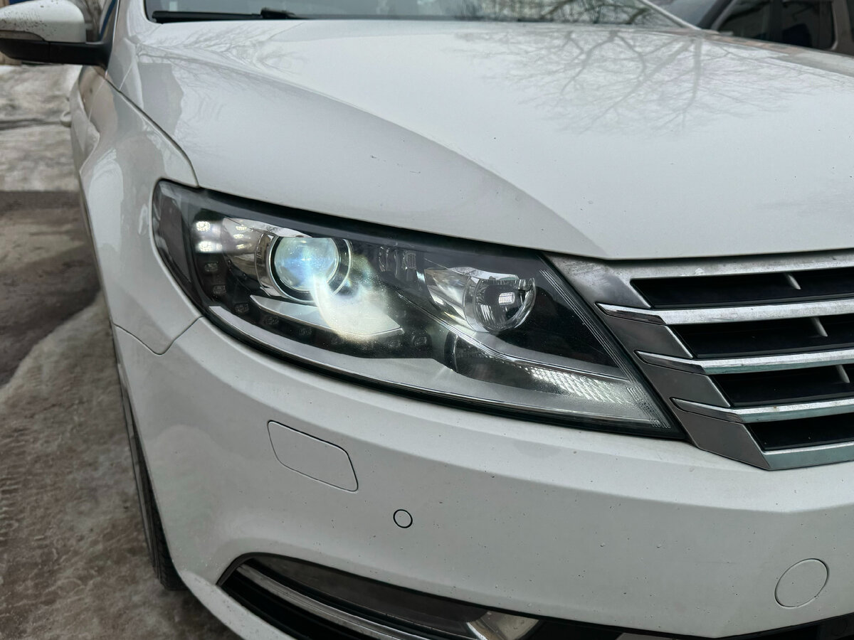 Volkswagen Passat CC - замена линз в фарах на светодиодные Bi Led модули  Dixel D1000. Улучшение света. | Edison Studio - тюнинг и ремонт фар в  Балашихе | Дзен