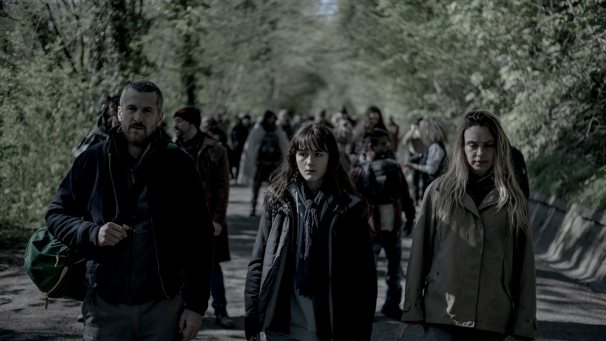 - Название фильма: Катастрофа 2023 - Кадр из фильма.