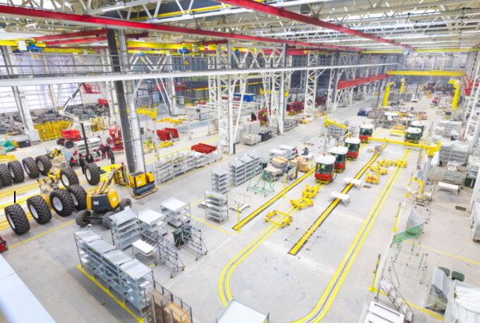 Новое производство тракторов и строительно-дорожных машин (фото: пресс-служба компании Ростсельмаш)