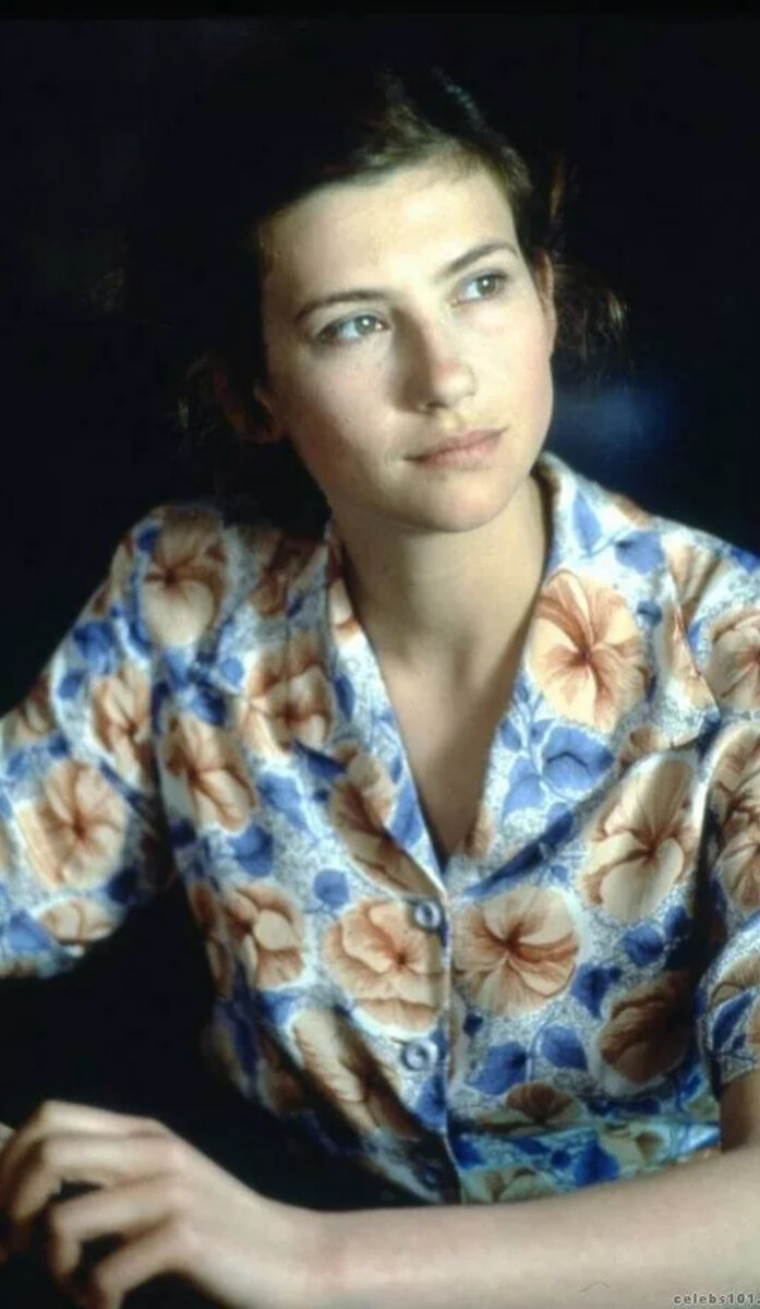 Флоранс в юности. Источник Кинопоиск