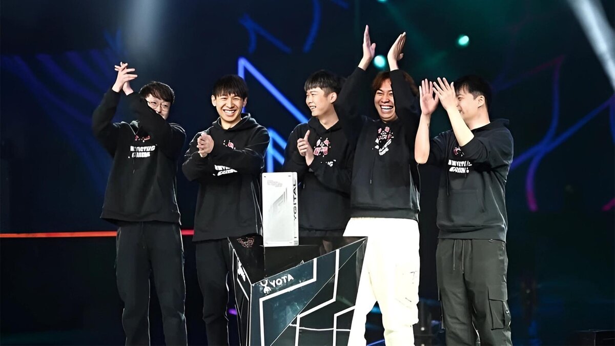     Invictus Gaming на «Играх Будущего»