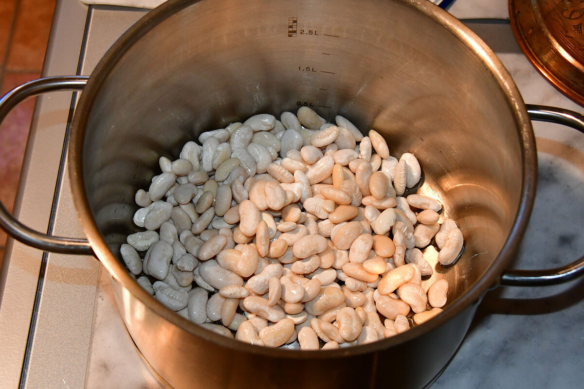 Белая крупная фасоль