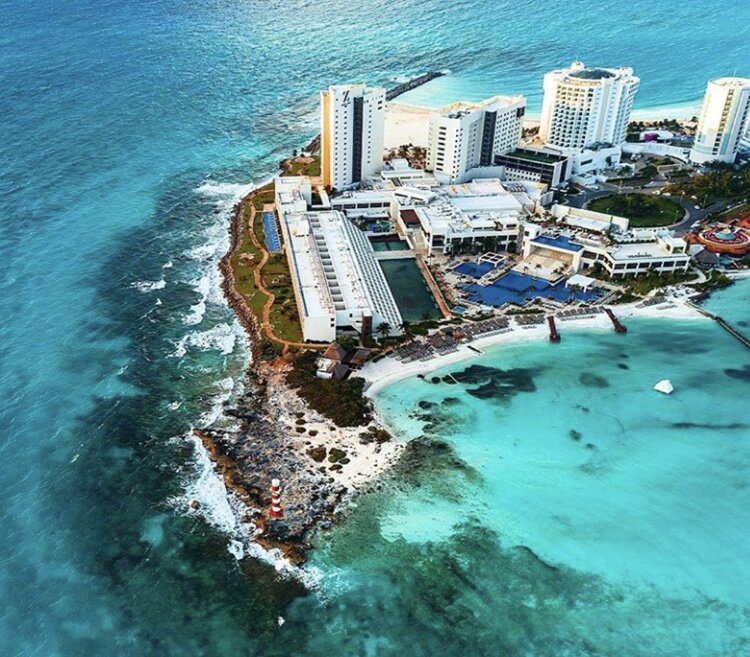 Мексика курорт канкун пляж. Какая сейчас мексика. Какая сейчас мексика. Какая сейчас мексика. Понедельник на холме (гелагеца) в мексике.