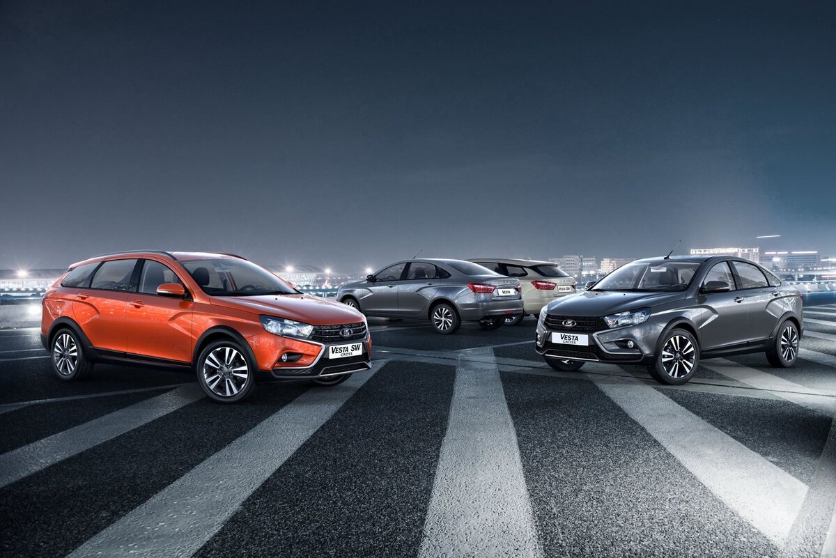 1. Lada Granta - Легкая доступность, надежность и низкая стоимость обслуживания делают этот автомобиль одним из самых популярных среди российских водителей. 
2. Kia Rio - Высокое качество сборки, современный дизайн и доступная цена привлекают многих покупателей.

3. Hyundai Solaris - Компактный размер, экономичный двигатель и удобство в управлении делают этот автомобиль одним из хитов продаж.

4. Renault Duster - Внедорожный характер, надежность и доступная цена делают этот кроссовер одним из самых популярных в России.

5. Toyota Camry - Высокий уровень комфорта, надежность и хорошая управляемость делают этот автомобиль одним из самых предпочтительных среди российских автовладельцев.

6. Volkswagen Polo - Качественные материалы, удобство и надежность делают этот автомобиль одним из лидеров продаж.

7. Skoda Octavia - Просторный салон, современный дизайн и надежность делают этот автомобиль популярным среди российских водителей.

8. Ford Focus - Динамичный дизайн, удобство и надежность делают этот автомобиль одним из лидеров продаж.

9. Nissan Qashqai - Компактный размер, удобство и надежность делают этот кроссовер популярным среди российских автовладельцев.

10. Chevrolet Niva - Внедорожные качества, простота конструкции и доступная цена делают этот автомобиль популярным среди любителей активного отдыха.
