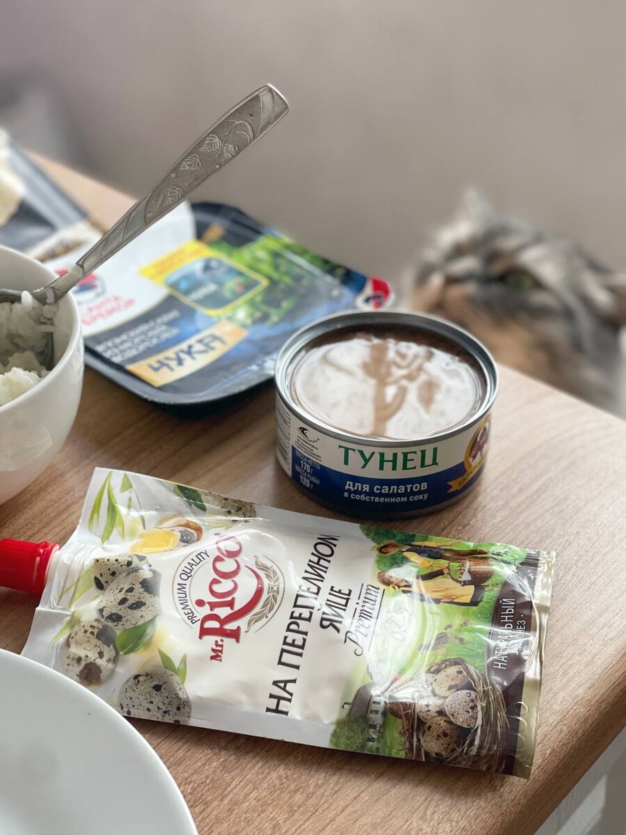 Томас не против помочь мне с завтраком =)