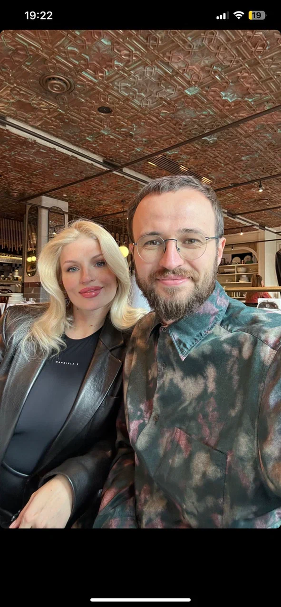 Михаил Гребенюк с женой