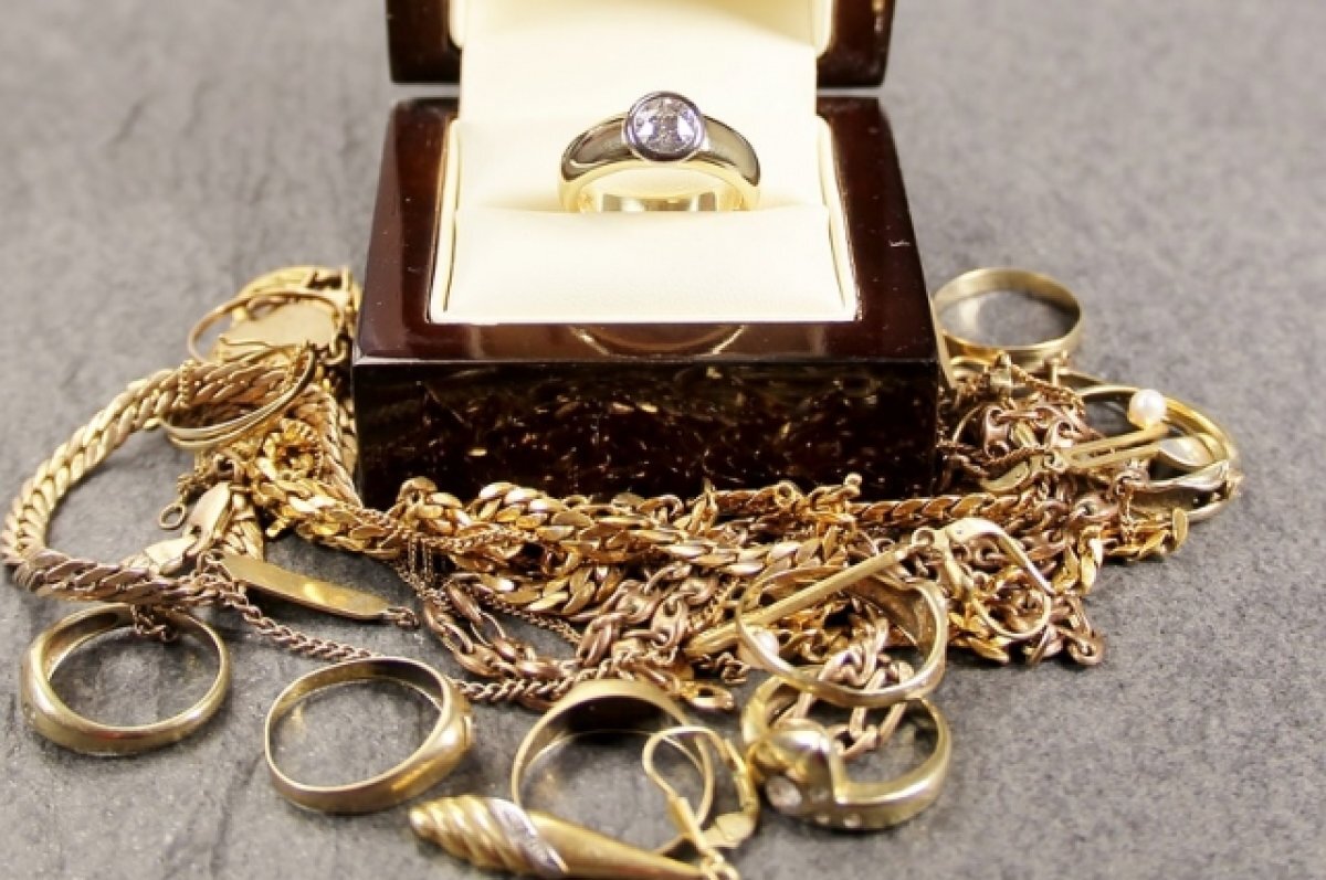    Жительница Магнитогорска может сесть за присвоение забытого золотого кольца