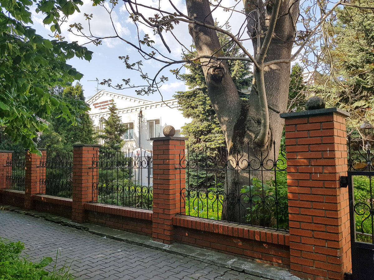 таганрог мебельный магазин на биржевом спуске. биржевой спуск таганрог. магазин мебель биржевой спуск. биржевой спуск таганрог. магазин мебель биржевой спуск.