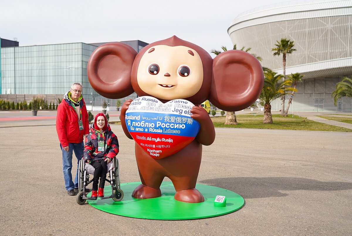    Мечта, пронесённая сквозь года: папа и дочь из Радужного попали на Всемирный фестиваль молодежи в Сочи