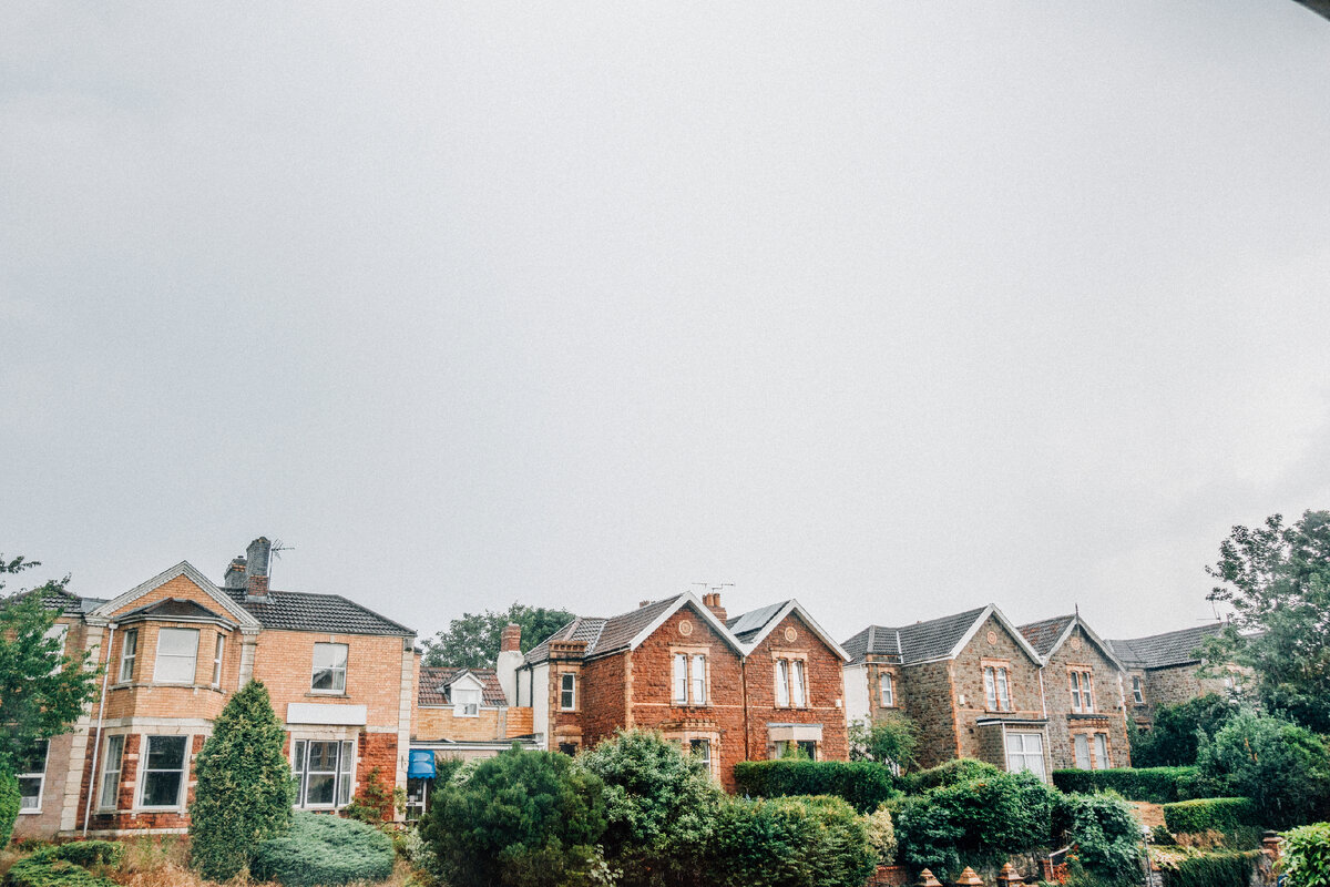 <a href="https://ru.freepik.com/free-photo/row-of-houses-in-bristol-england_18834268.htm#&position=16&from_view=search&track=ais&uuid=e8efa23d-3e73-437c-b0cc-91debbfcf2df">Изображение от rawpixel.com</a> на Freepik
