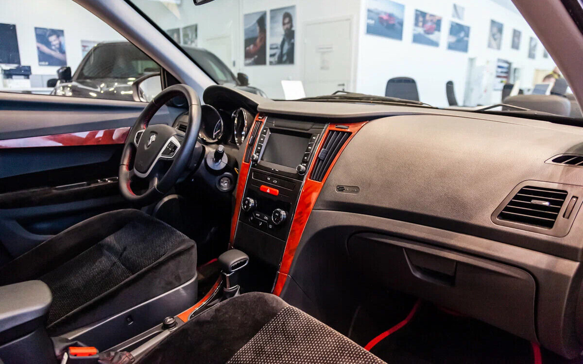 РОЛЬФ Пулково📷Iran Khodro Dena