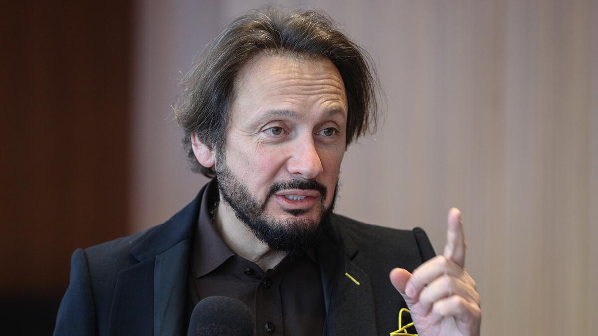 За что Стас Михайлов дал по морде Шнурову?