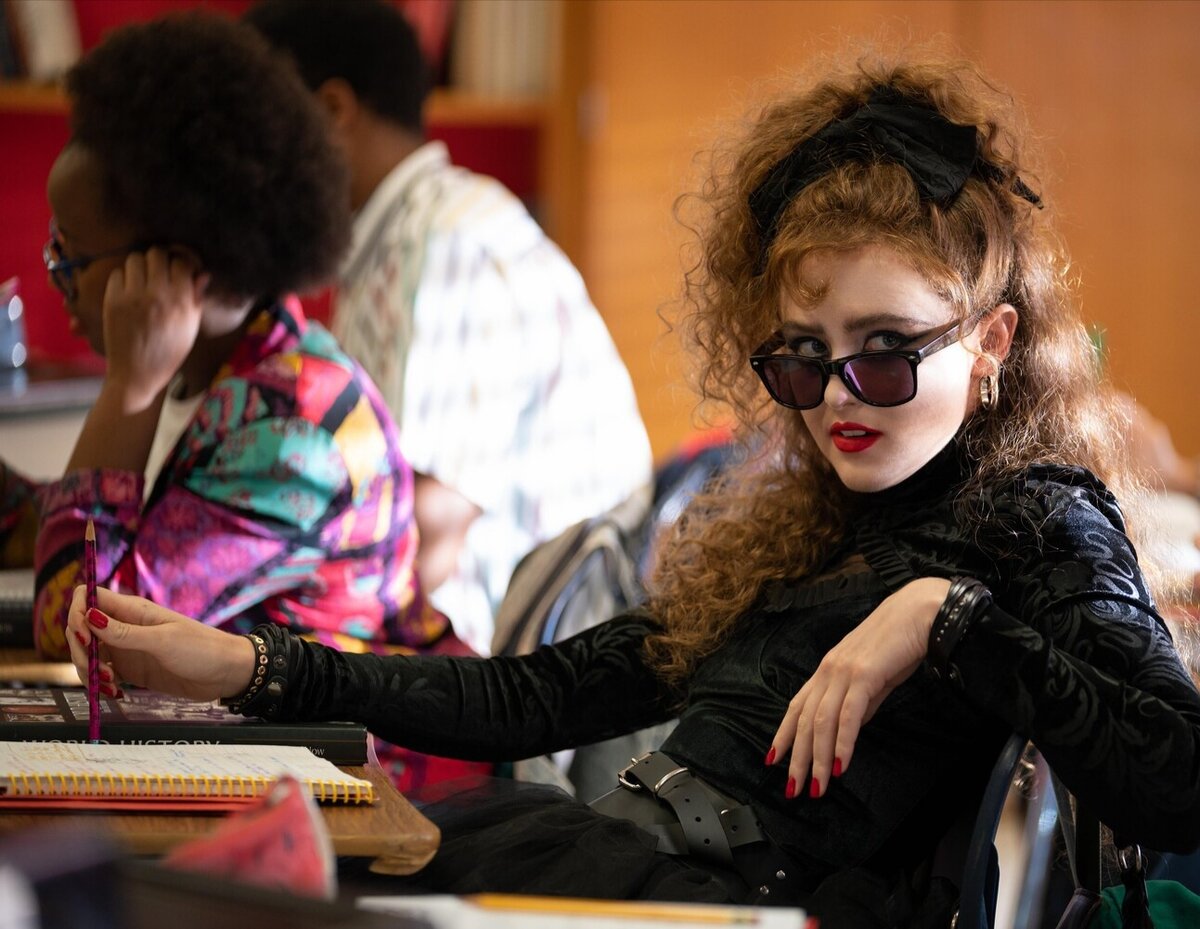 Кадр из фильма "Лиза Франкенштейн".