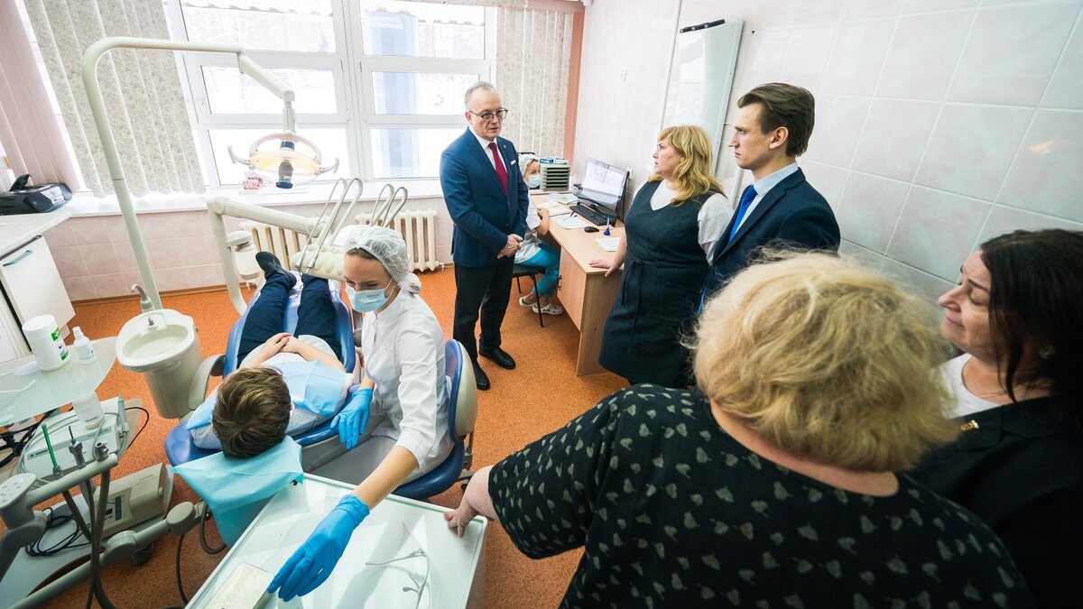    Главный стоматолог Минздрава оценил опыт работы школьных стоматологов в Югре