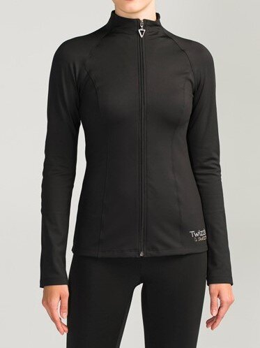 Если вы собираетесь на открытый каток, то должны подобрать одежду, которая, с одной стороны, защищала бы вас от холода, а с другой — от ветра. Плюс вещи не должны сковывать движений.-3