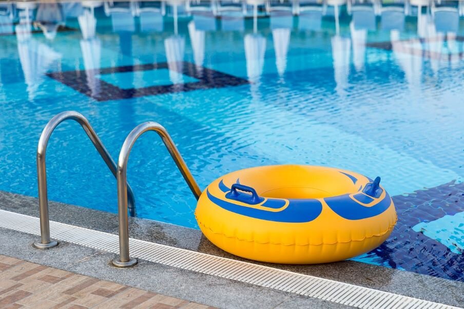 Отели с подогреваемым бассейном море. Отели с подогреваемым бассейном море. Палома ренессанс турция кемер. Бассейн имеретинский адлер. Daios cove luxury resort villas 5.