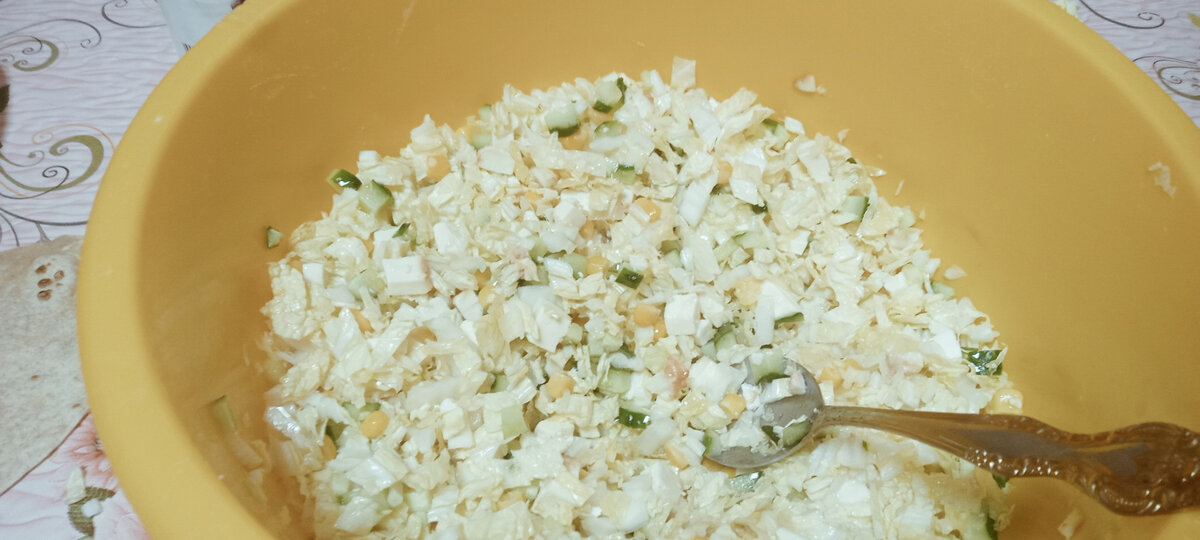 Очень вкусный праздничный салатик