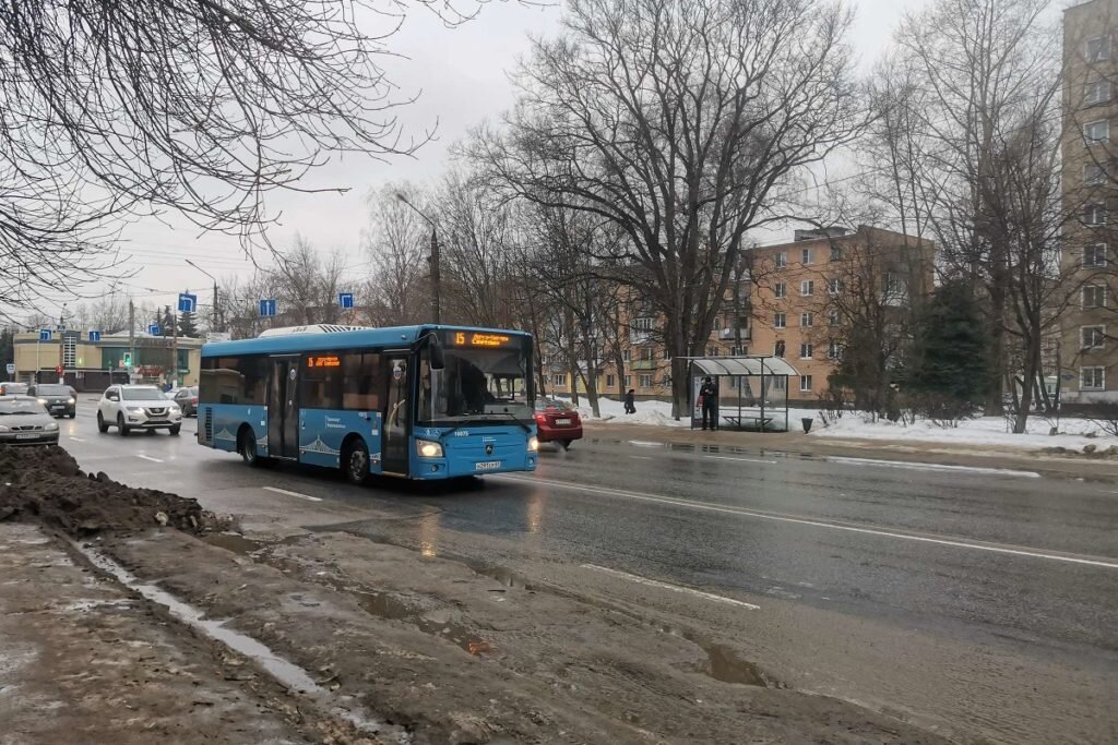 Расписание маршруток из торжка в тверь. Расписание автобусов удомля. Касса автоэкспресс торжок. 60 1-2-0. Mercedes-benz-223204.