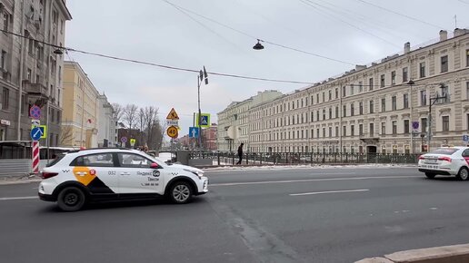 Прогуляемся от Театральной площади до площади Труда по Крюкову каналу в Петербурге