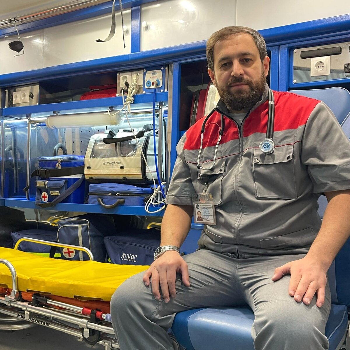    Семья из Сургута назвала ребенка в честь врача