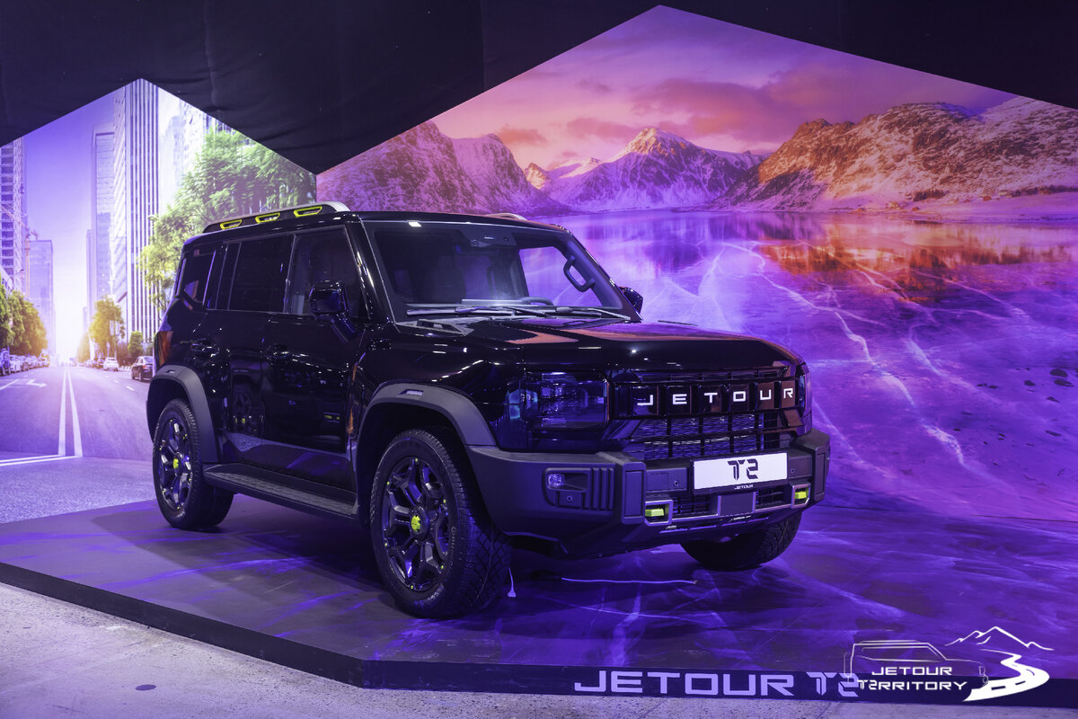 5 марта 2024 года в Москве состоялась официальная презентация Jetour T2 – первой полноприводной модели в линейке Jetour. Новинка разработана в соответствии с концепцией бренда Travel+.