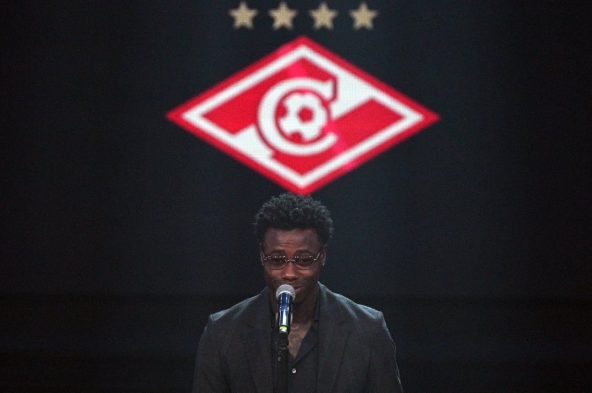    Девушка Квинси Промеса выложила видео с ним из ночного клуба