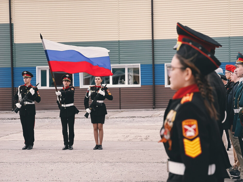    В Сургутском районе стартовал молодёжный проект «Самолёт Победы»