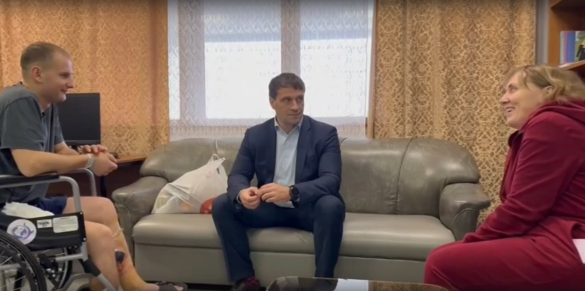    Сенатор Исаков: «Всегда есть возможность внести изменения и доработать закон для людей, ради наших героев СВО»